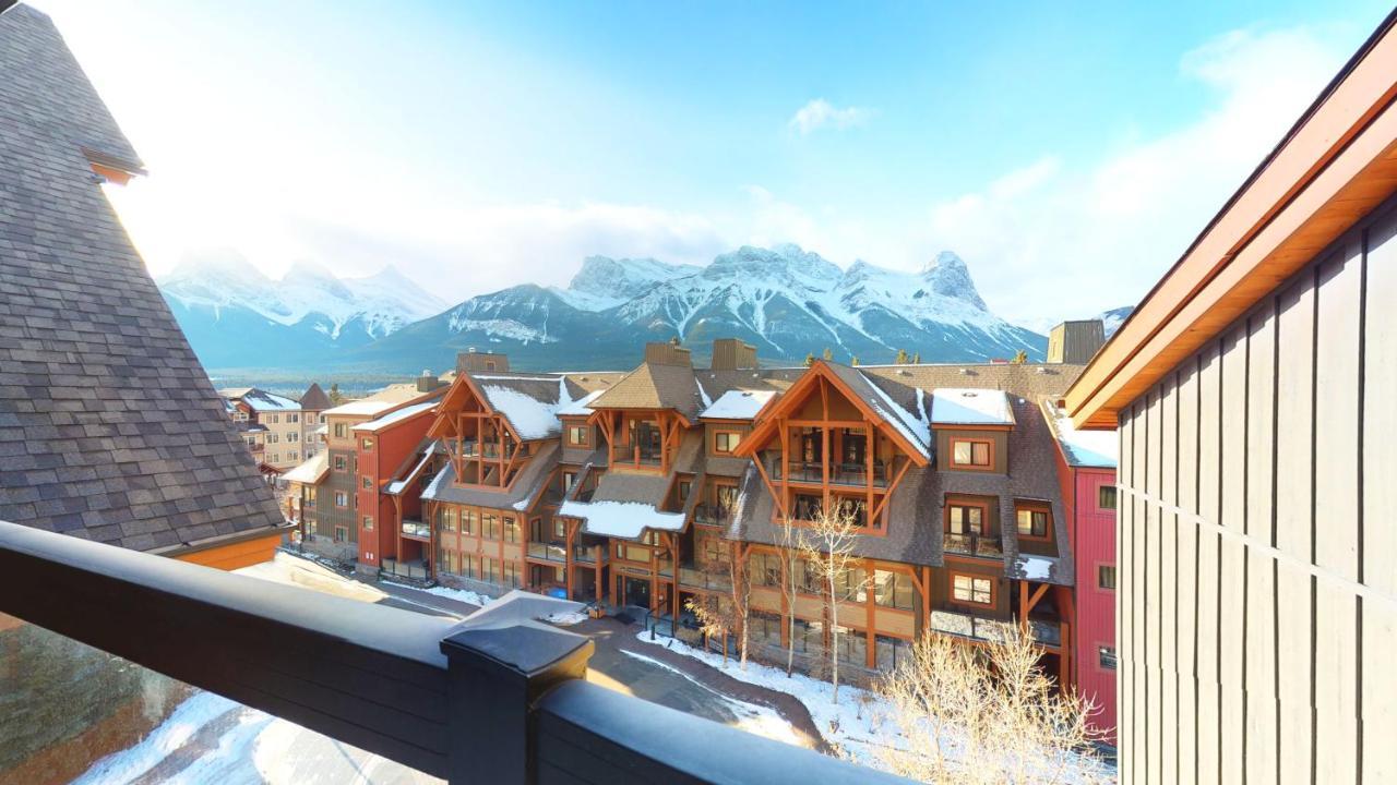 Spectacular Penthouse With Amazing Views, Indoor Pool And Hot Tub Hotel Canmore Buitenkant foto