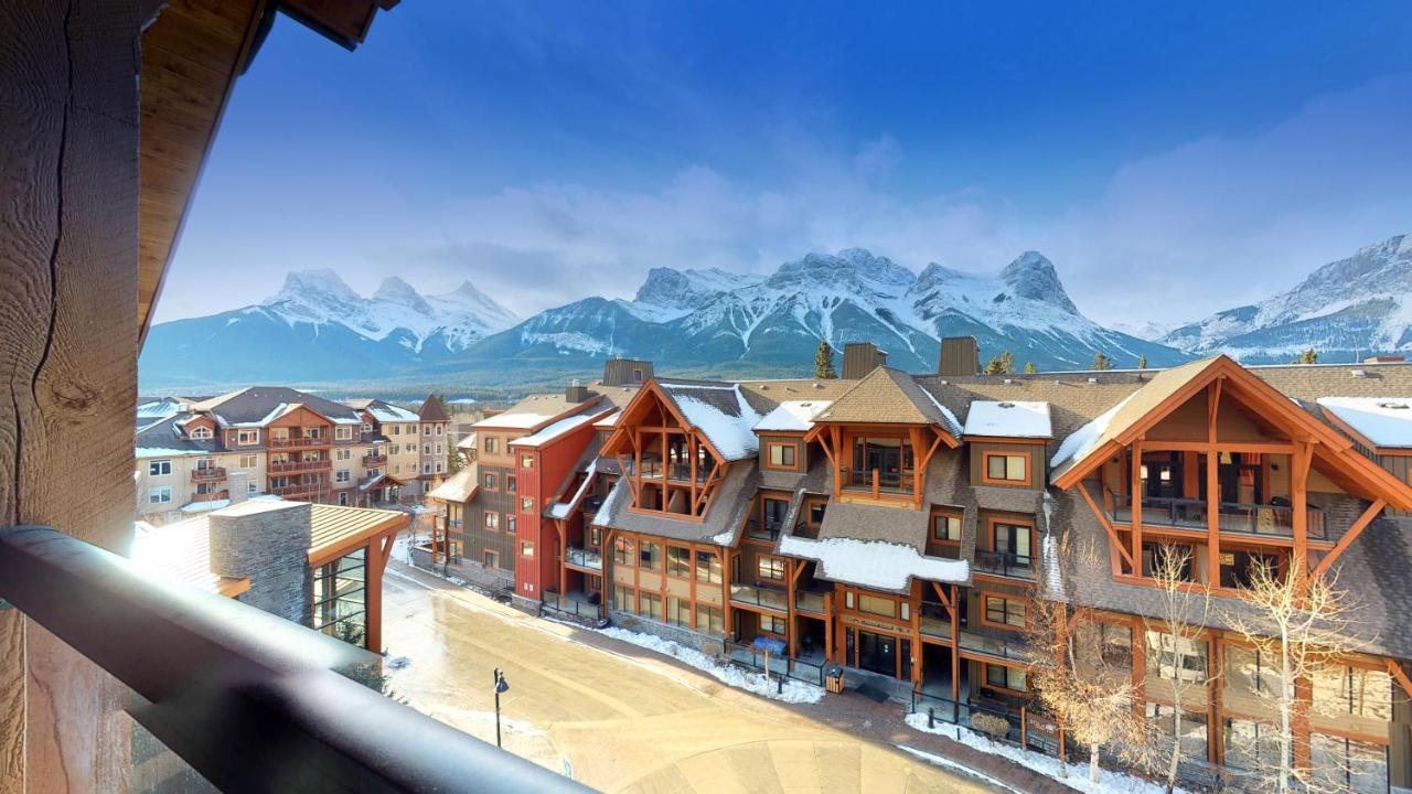 Spectacular Penthouse With Amazing Views, Indoor Pool And Hot Tub Hotel Canmore Buitenkant foto