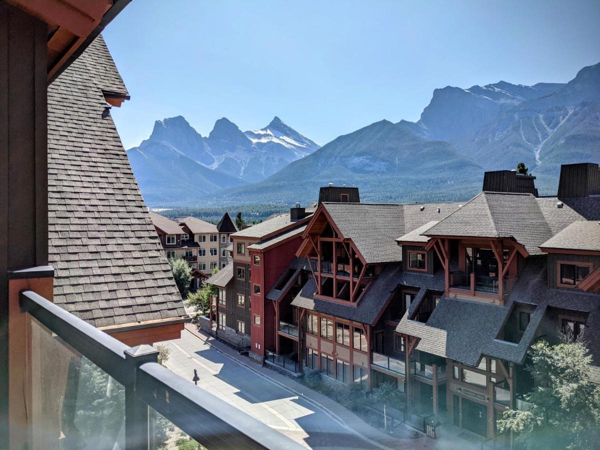 Spectacular Penthouse With Amazing Views, Indoor Pool And Hot Tub Hotel Canmore Buitenkant foto
